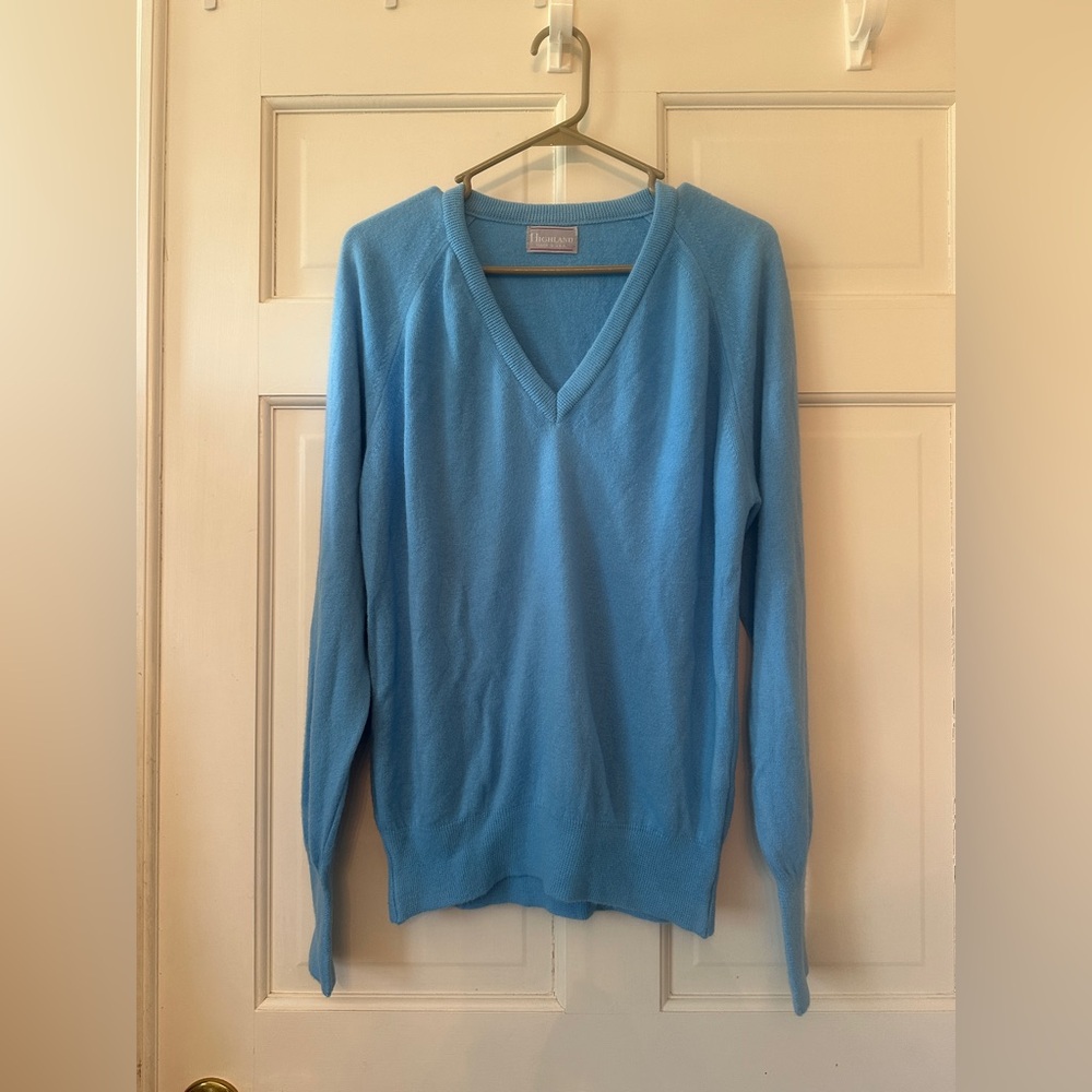 Vintage Light Blue V-Neck Sweater, oversized